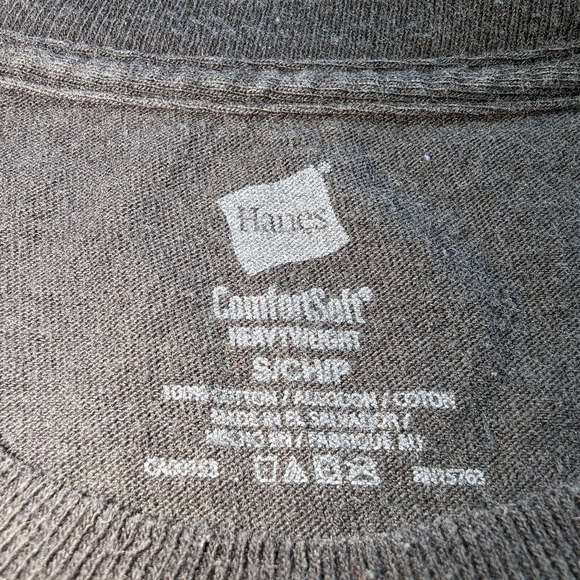 Kelly Clarkson 💪 Concert Tee - Picture 4 of 6